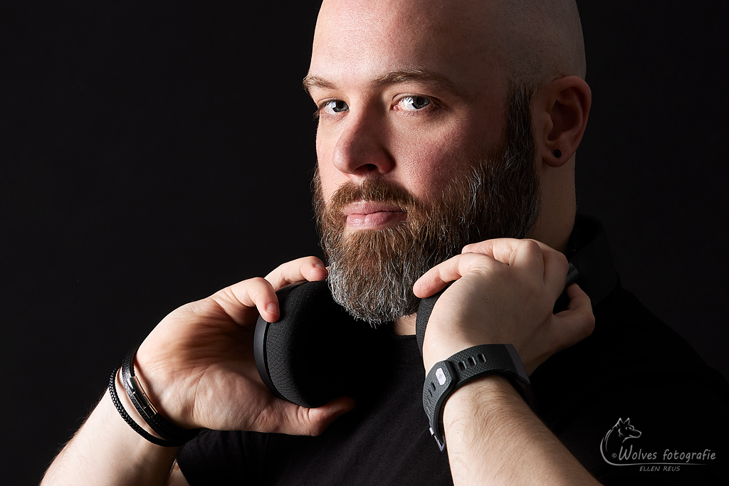 Muziekproducer Clive - portretfotografie - Door: Ellen Reus - Wolves fotografie